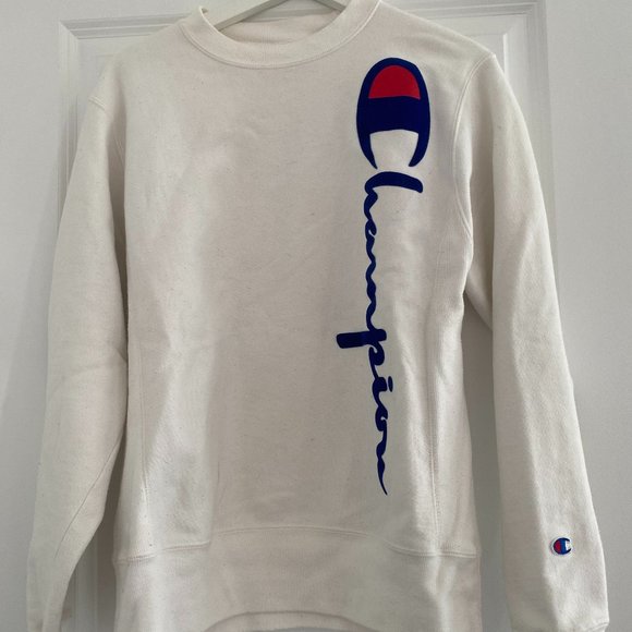 Champion Crewneck - Picture 1 of 3